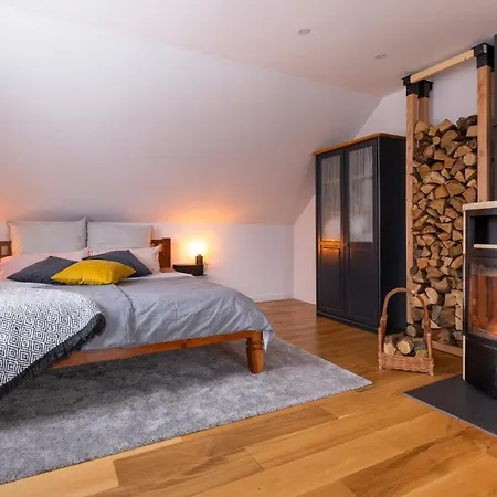 Dachgeschoss Annie * Przyjezierze (Gryfino)